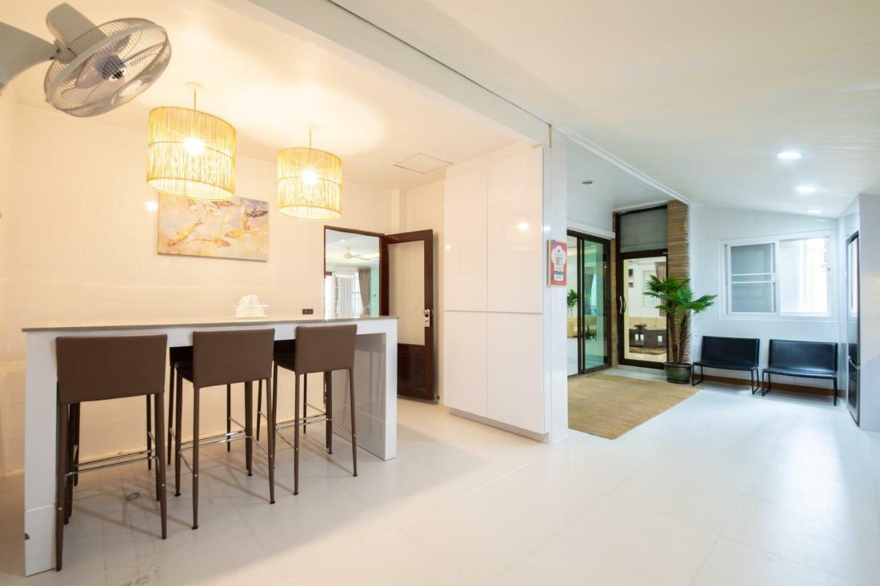 Вілла Rudi House Patong Екстер'єр фото