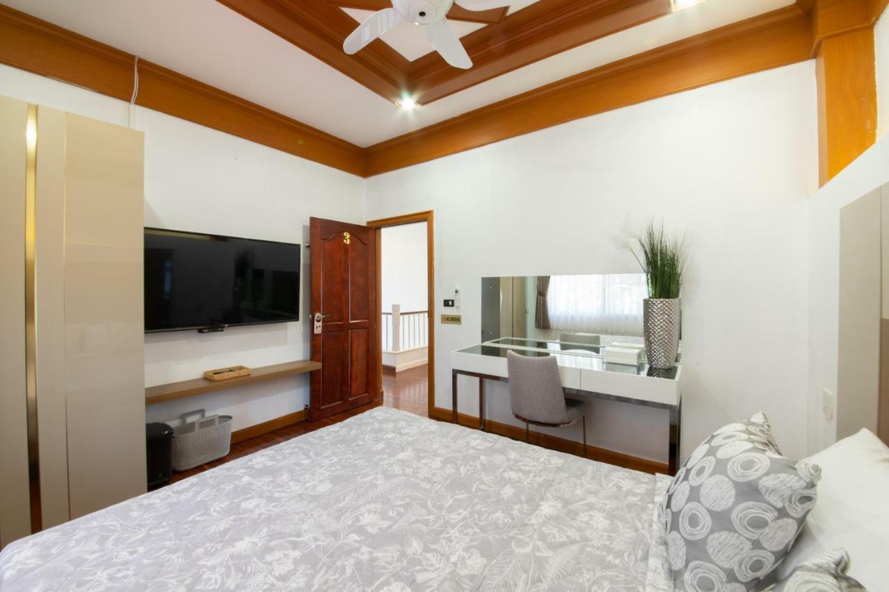 Вілла Rudi House Patong Екстер'єр фото
