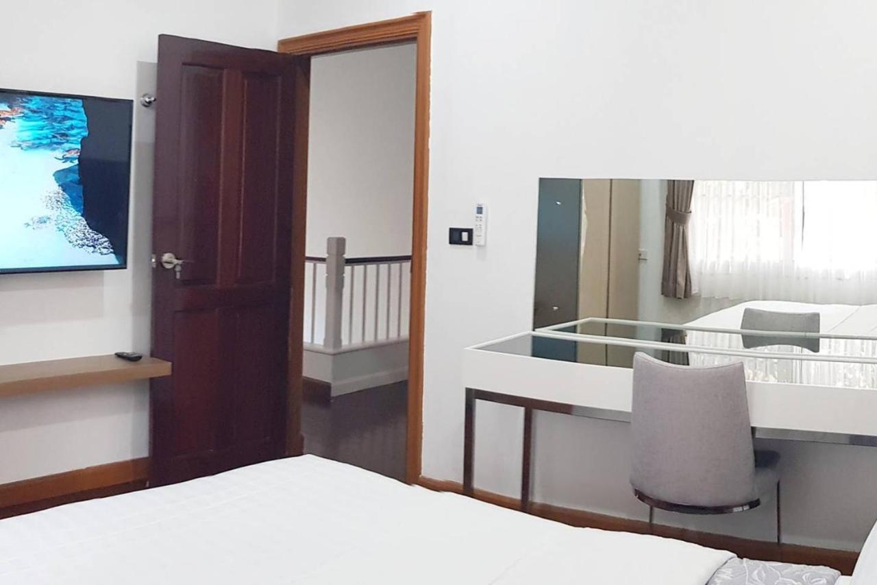 Вілла Rudi House Patong Екстер'єр фото